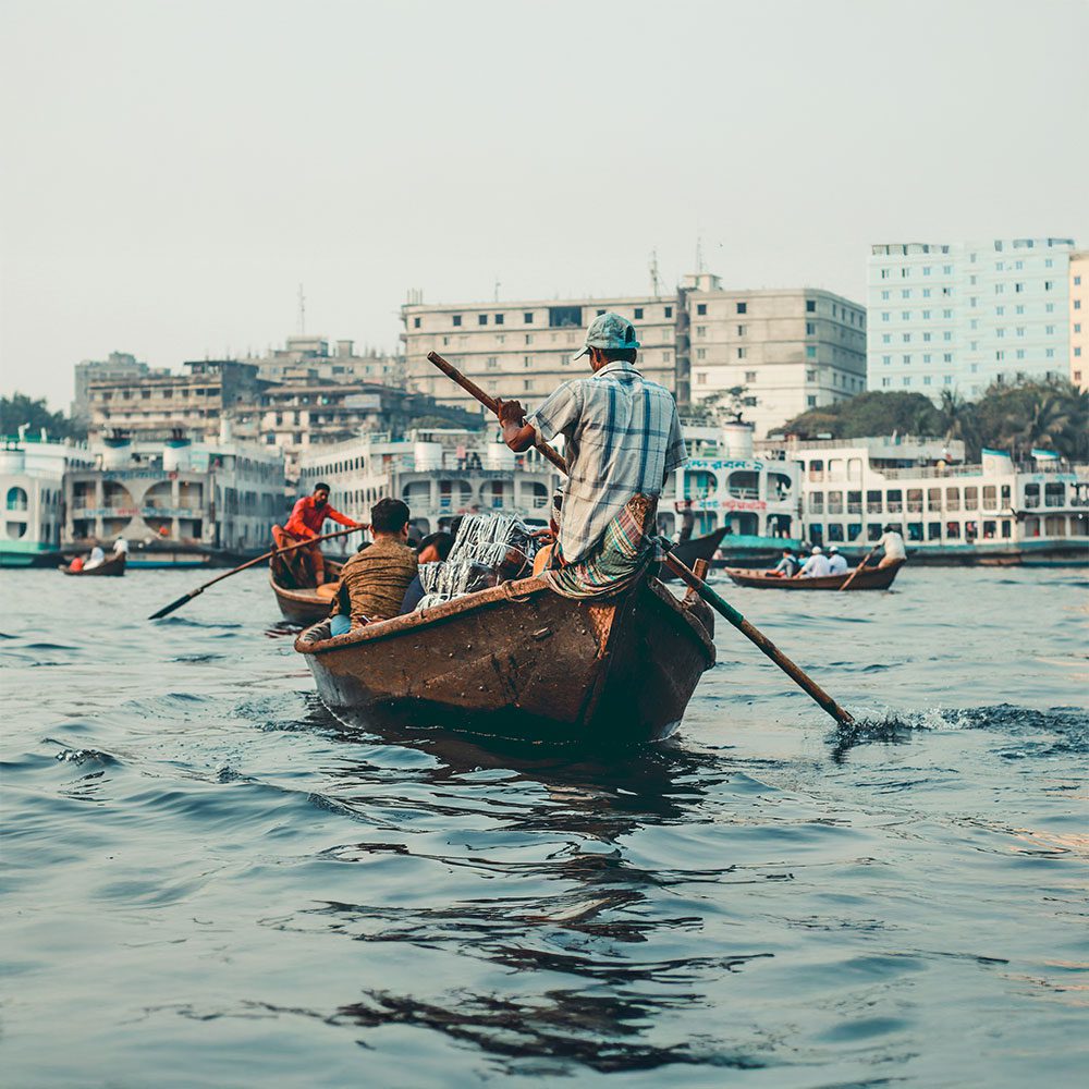 dhaka burigongga river
